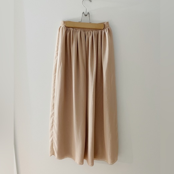 Nude/Blush chiffon maxi skirt - Picture 6 of 7